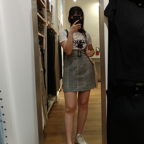 Meet your Posher, Yoshi - Picture 2 of 2